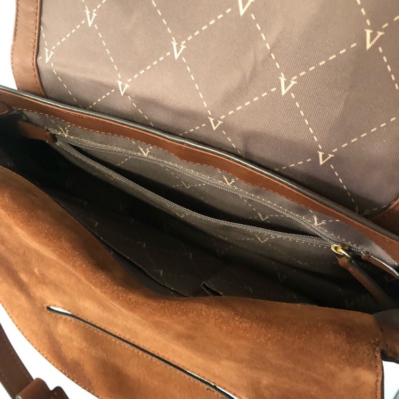 *Like New* Vince Camuto Clutch Purse - Picture 9 of 11